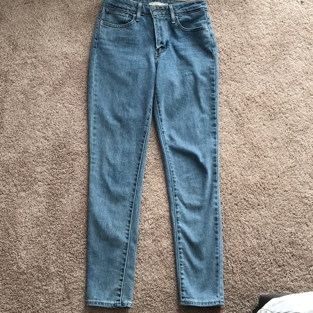 High rise skinny jeans by Levi’s